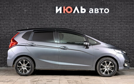Honda Fit III, 2018 год, 1 320 000 рублей, 8 фотография