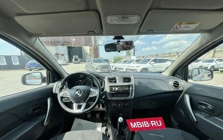 Renault Logan II, 2019 год, 709 000 рублей, 9 фотография
