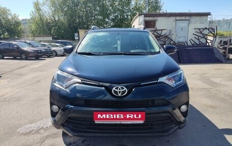 Toyota RAV4, 2019 год, 1 849 000 рублей, 2 фотография