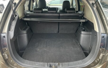Mitsubishi Outlander III рестайлинг 3, 2015 год, 1 569 000 рублей, 13 фотография