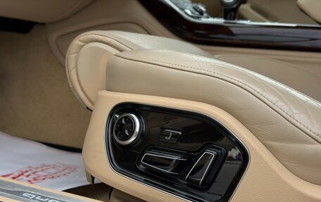 Audi A8, 2015 год, 2 590 000 рублей, 15 фотография