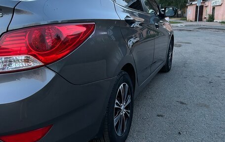 Hyundai Solaris II рестайлинг, 2011 год, 850 000 рублей, 6 фотография