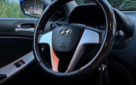 Hyundai Solaris II рестайлинг, 2011 год, 850 000 рублей, 14 фотография