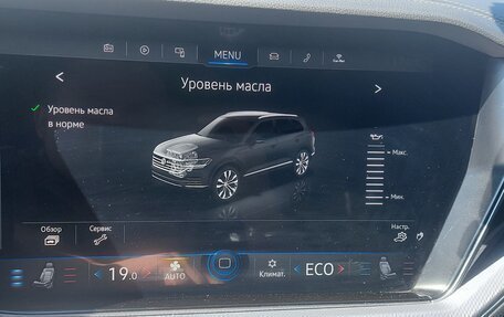 Volkswagen Touareg III, 2019 год, 5 000 000 рублей, 16 фотография