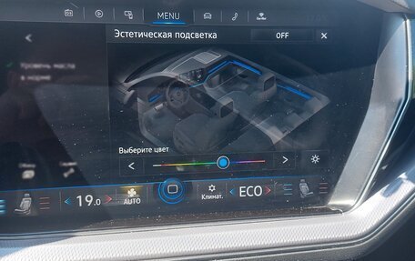Volkswagen Touareg III, 2019 год, 5 000 000 рублей, 25 фотография