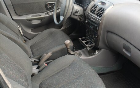 Hyundai Accent II, 2006 год, 400 000 рублей, 9 фотография