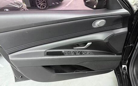 Hyundai Elantra, 2022 год, 1 083 000 рублей, 8 фотография