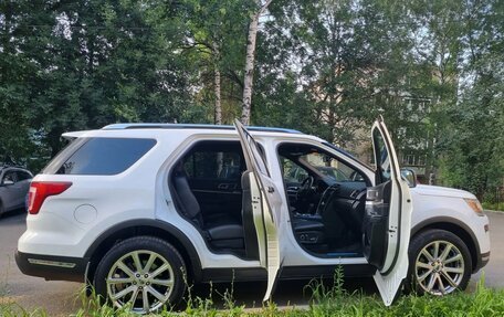 Ford Explorer VI, 2018 год, 2 590 000 рублей, 13 фотография