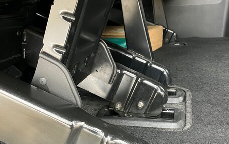 Volkswagen Caravelle T6 рестайлинг, 2018 год, 3 500 000 рублей, 31 фотография