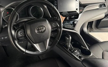 Toyota Camry, 2023 год, 2 540 000 рублей, 5 фотография