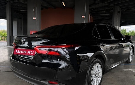 Toyota Camry, 2023 год, 2 540 000 рублей, 3 фотография