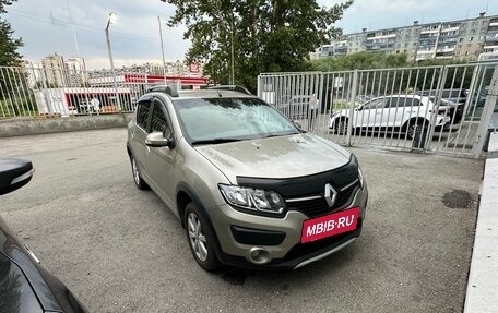 Renault Sandero II рестайлинг, 2015 год, 949 900 рублей, 2 фотография