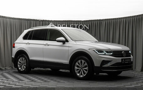 Volkswagen Tiguan II, 2021 год, 3 550 000 рублей, 2 фотография