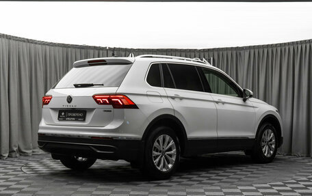 Volkswagen Tiguan II, 2021 год, 3 550 000 рублей, 5 фотография
