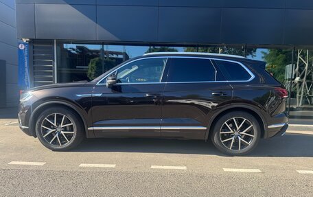 Volkswagen Touareg III, 2019 год, 4 200 000 рублей, 4 фотография