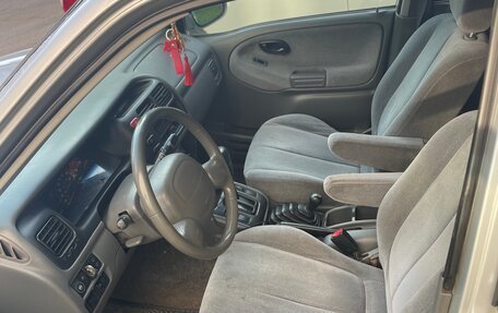 Suzuki Grand Vitara, 2002 год, 280 000 рублей, 18 фотография