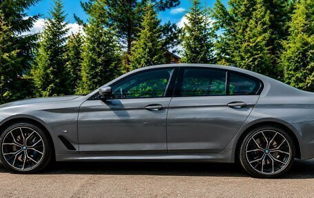 BMW 5 серия, 2021 год, 4 850 000 рублей, 2 фотография