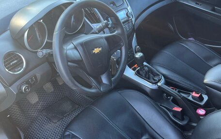 Chevrolet Cruze II, 2013 год, 690 000 рублей, 5 фотография