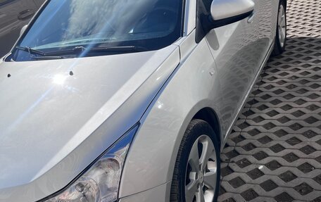 Chevrolet Cruze II, 2013 год, 690 000 рублей, 3 фотография