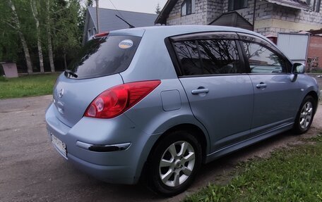 Nissan Tiida, 2010 год, 680 000 рублей, 4 фотография