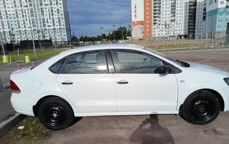 Volkswagen Polo VI (EU Market), 2013 год, 390 000 рублей, 3 фотография