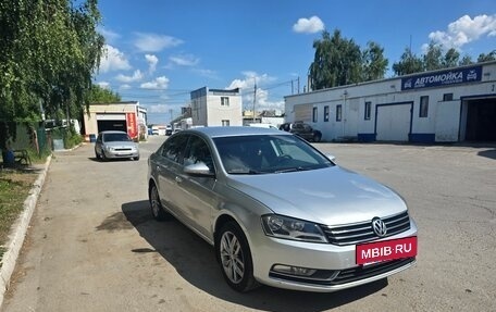 Volkswagen Passat B7, 2011 год, 990 000 рублей, 2 фотография