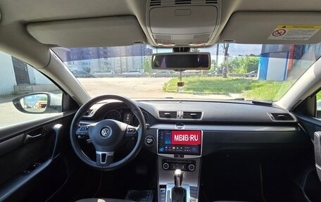 Volkswagen Passat B7, 2011 год, 990 000 рублей, 9 фотография