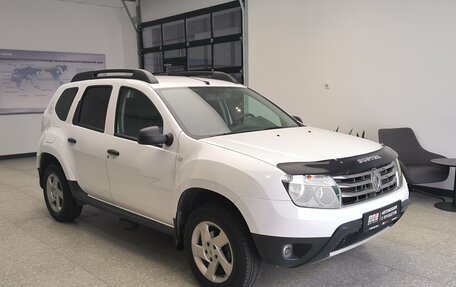 Renault Duster I рестайлинг, 2014 год, 1 000 000 рублей, 3 фотография