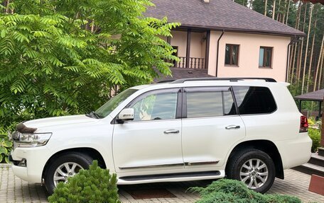Toyota Land Cruiser 200, 2018 год, 7 400 000 рублей, 5 фотография