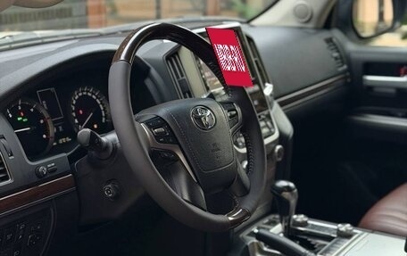Toyota Land Cruiser 200, 2018 год, 7 400 000 рублей, 11 фотография
