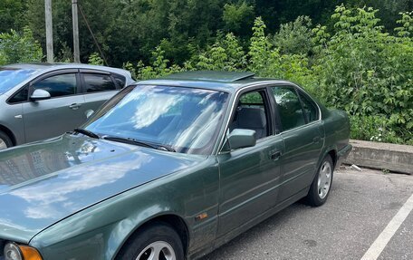 BMW 5 серия, 1988 год, 400 000 рублей, 2 фотография