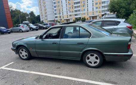 BMW 5 серия, 1988 год, 400 000 рублей, 3 фотография
