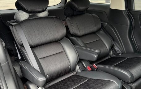 Honda Odyssey IV, 2017 год, 2 300 000 рублей, 16 фотография