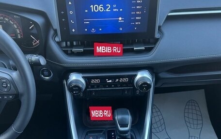 Toyota RAV4, 2022 год, 3 100 000 рублей, 10 фотография