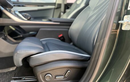 Geely Atlas, 2023 год, 2 700 000 рублей, 30 фотография