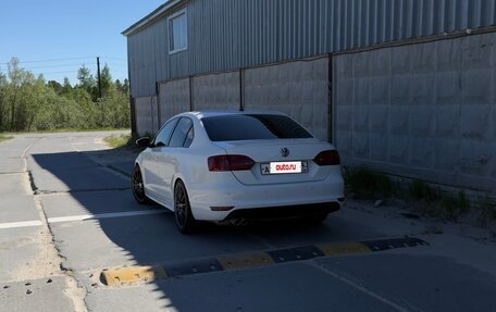 Volkswagen Jetta VI, 2012 год, 1 250 000 рублей, 2 фотография