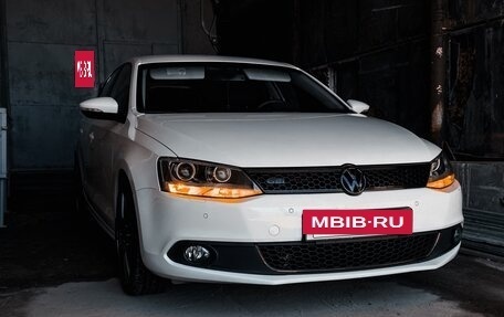 Volkswagen Jetta VI, 2012 год, 1 250 000 рублей, 3 фотография