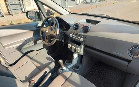 Mitsubishi Colt VI рестайлинг, 2006 год, 445 000 рублей, 15 фотография