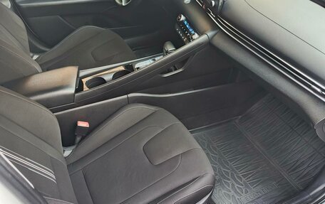 Hyundai Elantra, 2020 год, 1 870 000 рублей, 10 фотография