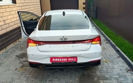 Hyundai Elantra, 2020 год, 1 870 000 рублей, 25 фотография