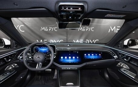 Mercedes-Benz E-Класс, 2026 год, 9 570 000 рублей, 2 фотография