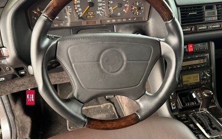 Mercedes-Benz S-Класс, 1996 год, 2 300 000 рублей, 25 фотография