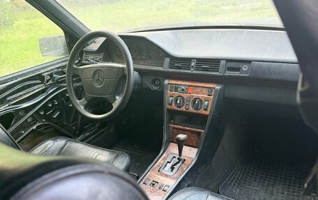 Mercedes-Benz W124, 1990 год, 400 000 рублей, 5 фотография