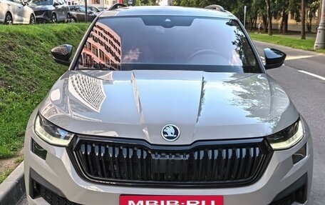 Skoda Kodiaq I, 2024 год, 4 850 000 рублей, 4 фотография
