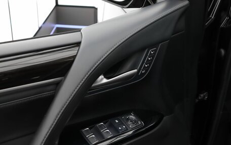 Lexus LX III, 2019 год, 7 999 000 рублей, 17 фотография