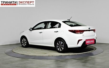 KIA Rio IV, 2018 год, 1 597 000 рублей, 4 фотография