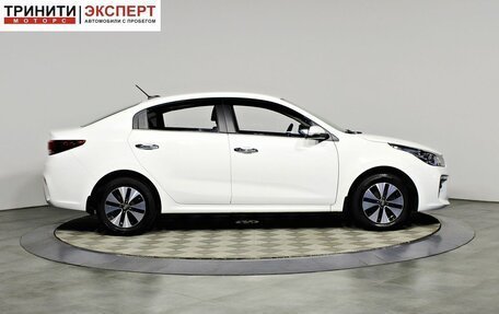 KIA Rio IV, 2018 год, 1 597 000 рублей, 8 фотография