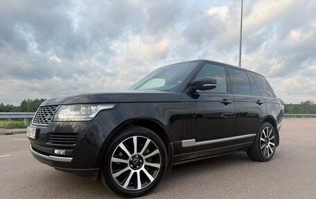 Land Rover Range Rover IV рестайлинг, 2015 год, 3 850 000 рублей, 2 фотография