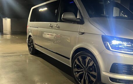 Volkswagen Caravelle T6 рестайлинг, 2018 год, 8 200 000 рублей, 13 фотография