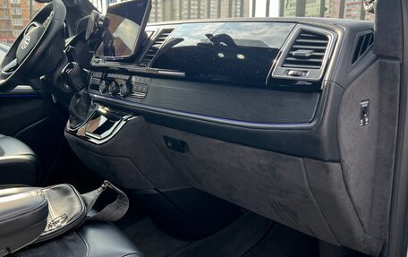 Volkswagen Caravelle T6 рестайлинг, 2018 год, 8 200 000 рублей, 10 фотография